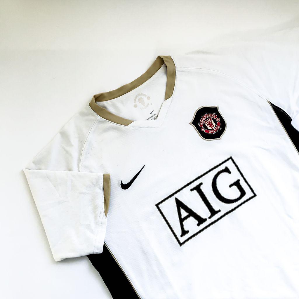 Manchester united 2007 kit hotsell