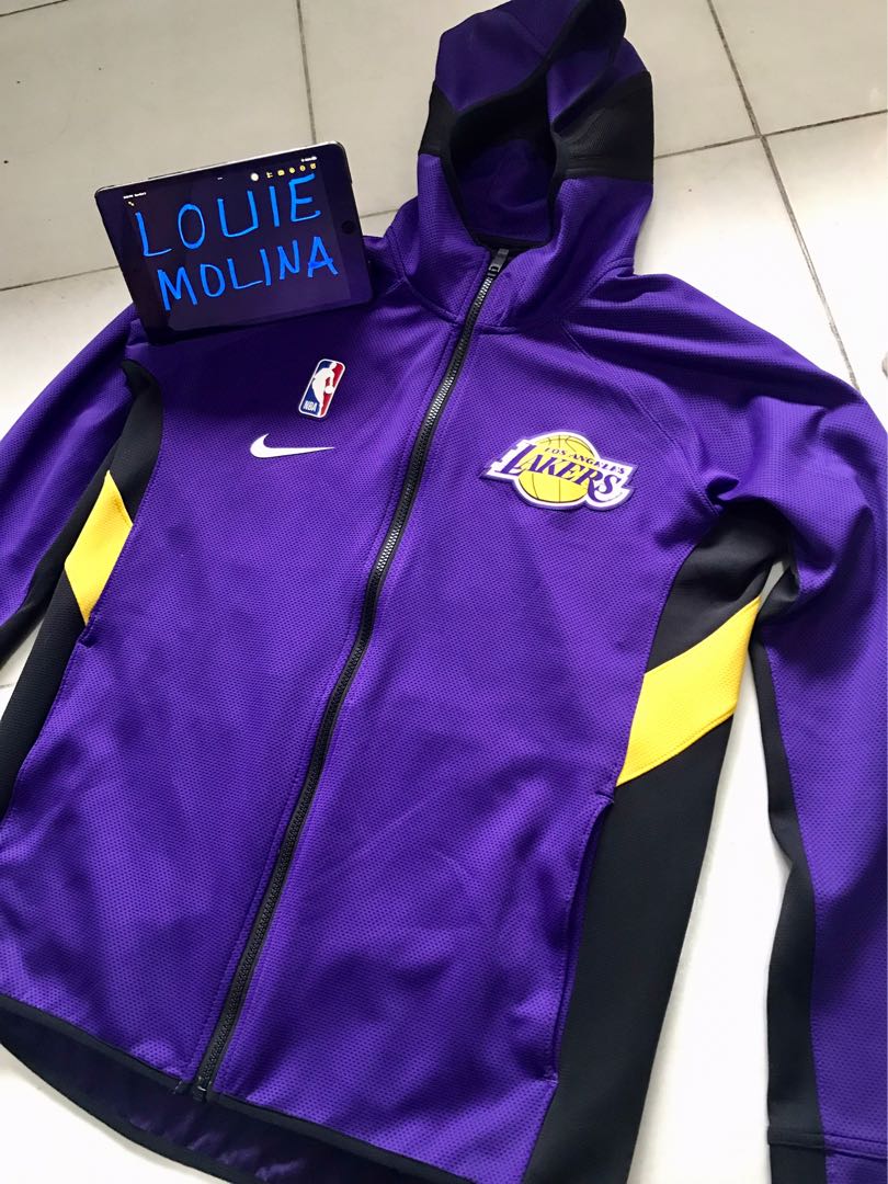Lakers Nike Therma Flex Warmup Hoodie (Brand New), Men's Fashion,  Activewear on Carousell
