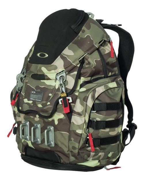 Oakley Kitchen Sink camo, Men's Fashion 