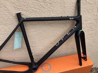 （分類：）位於 。 由 blackcatrx 提交（商品編號 1117280839，圖片 1）。簡介： 。