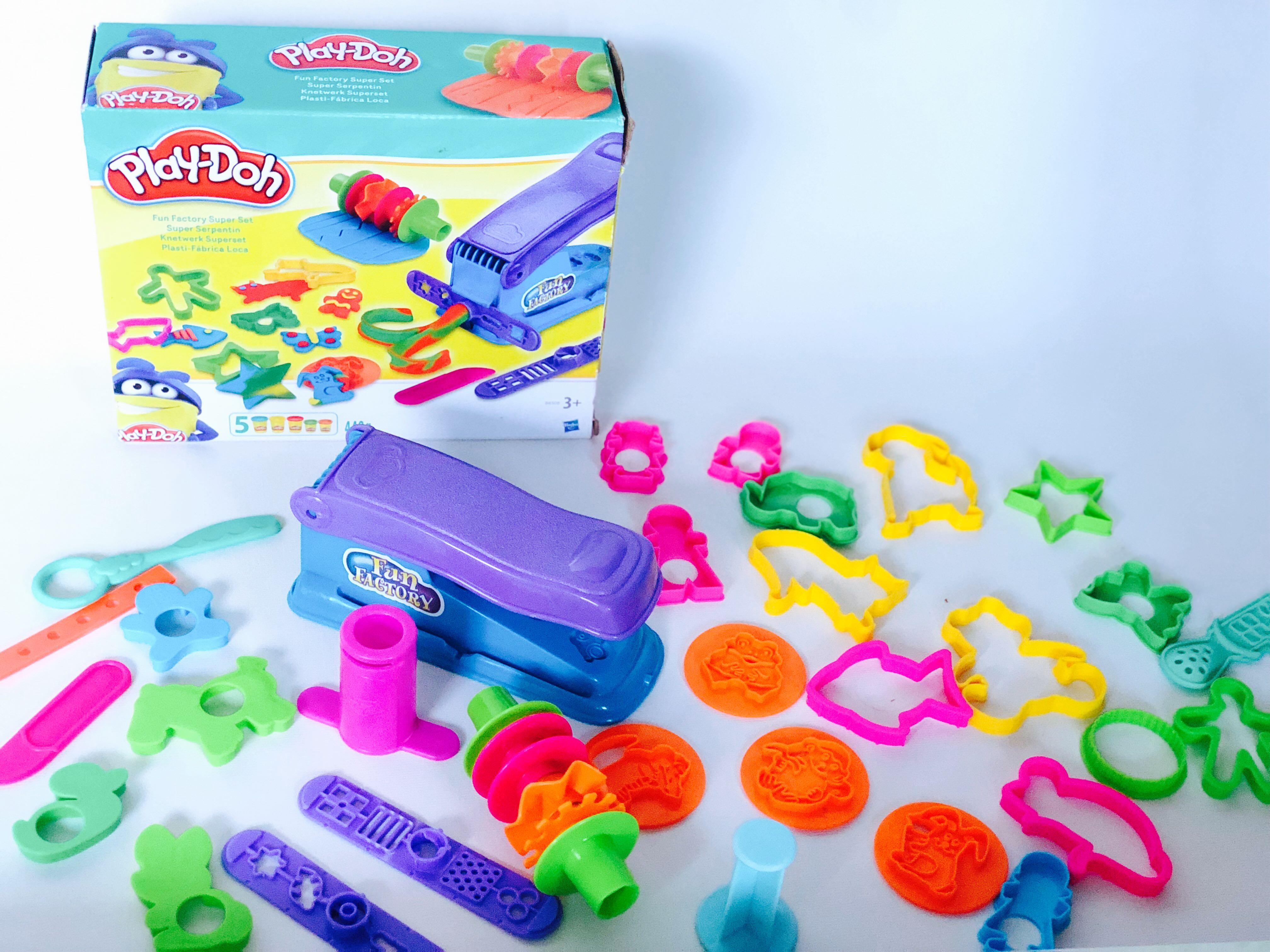Play-Doh Fun Factory Set - Play-Doh