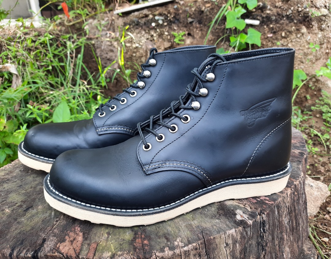 Red wing round toe hot sale black