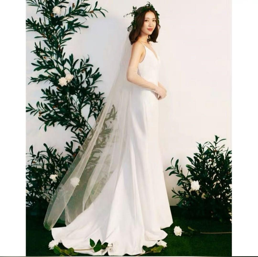 Wedding dress short best sale train