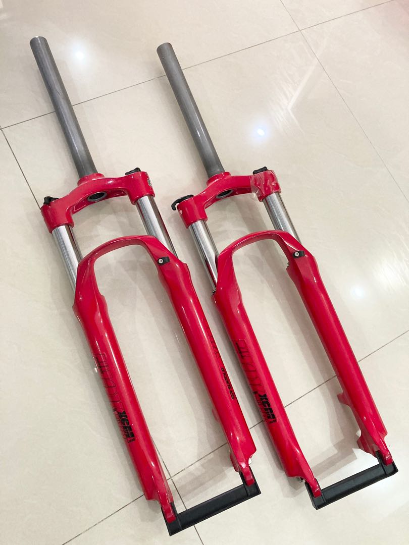 SR Suntour XCM Suspension Fork Limited Red Sports Equipment