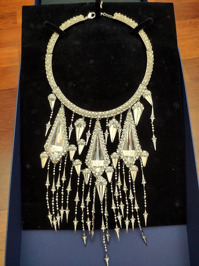 Swarovski limited edition necklace store