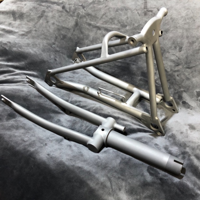 Super-like Superlight Brompton: Titanium front fork & rear Triangle ...