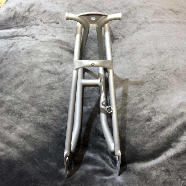 Super-like Superlight Brompton: Titanium front fork & rear Triangle ...