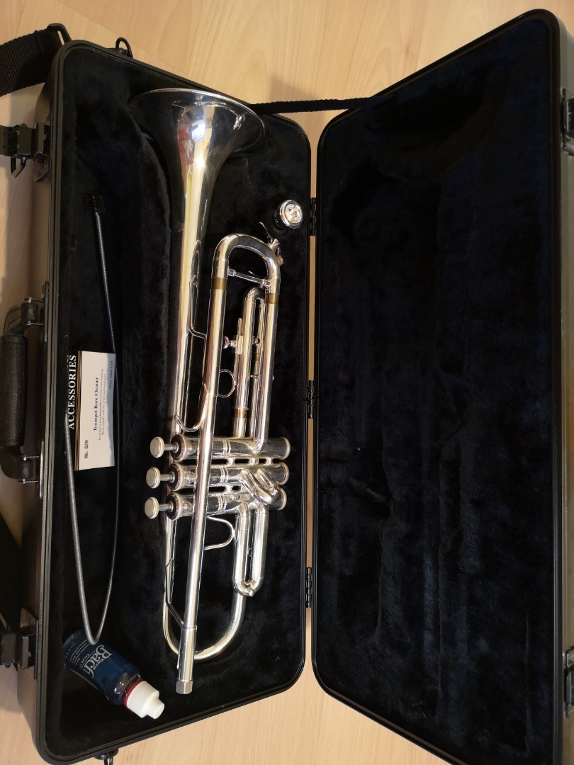 Bach aristocrat deals trumpet tr600