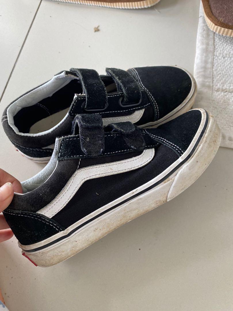 Vans with hot sale two straps