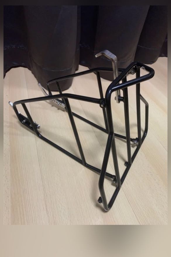 Veloci front rack, Sports Equipment, Bicycles & Parts, Parts ...