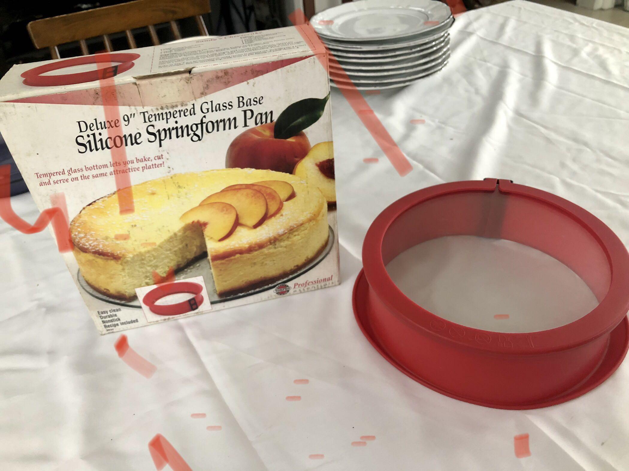 9-inch Silicone Baking Pan (Category: Bakeware) located in Manila. Submitted by lts125 (Listing ID 1122612701, Image 1). Description: Deluxe 9-inch Silicone Springfoam Baking Pan with glass base. Bake and serve in one go with this durable silicone baking pan. Once baking is done, remove the silicone and use the tempered glass base as your serving dish. Never used. .