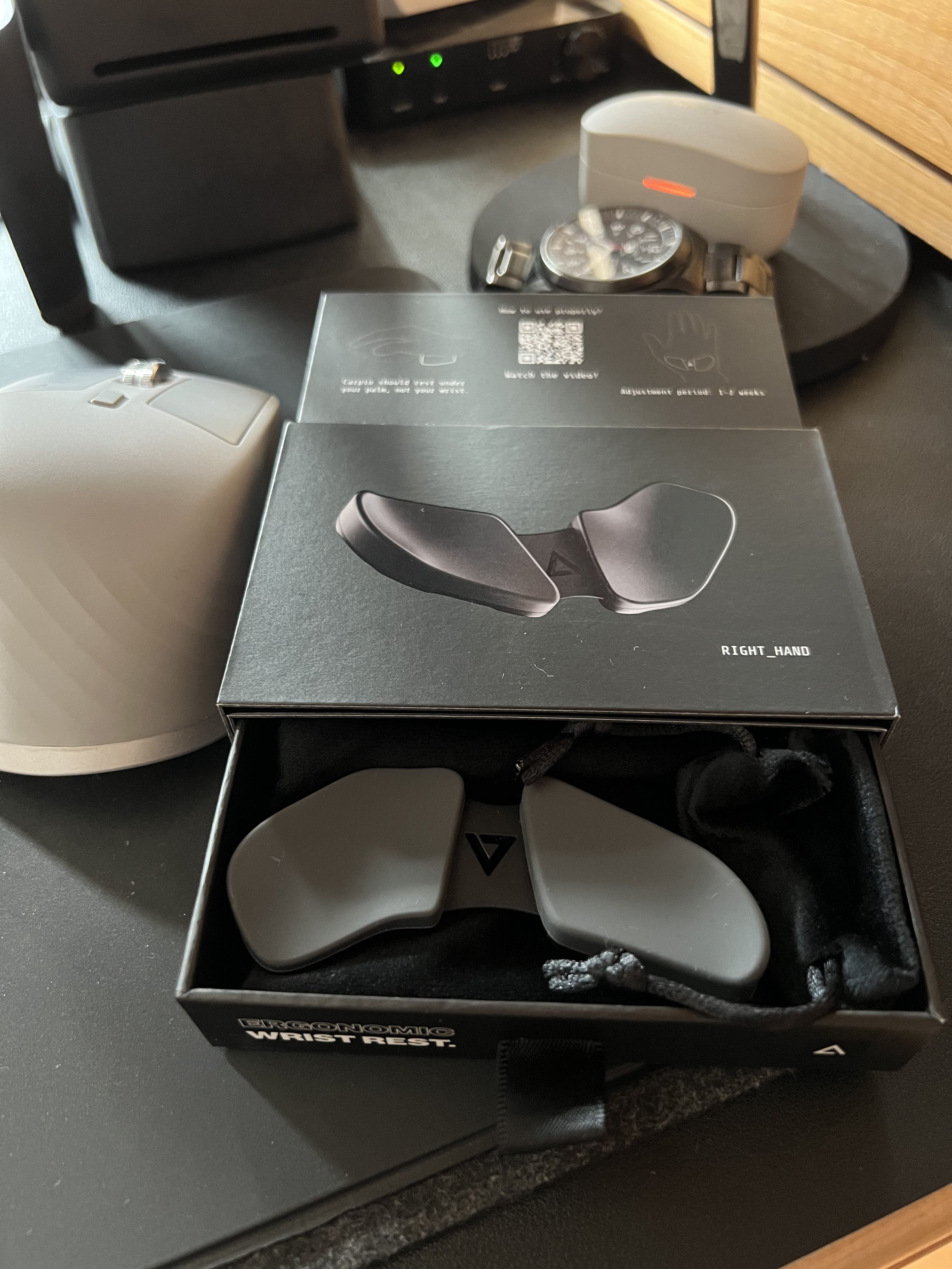 [全新] Deltahub Carpio 2.0 ergonomic wrist rest 滑動腕托, 電腦＆科技, 電腦周邊及配件, 電腦