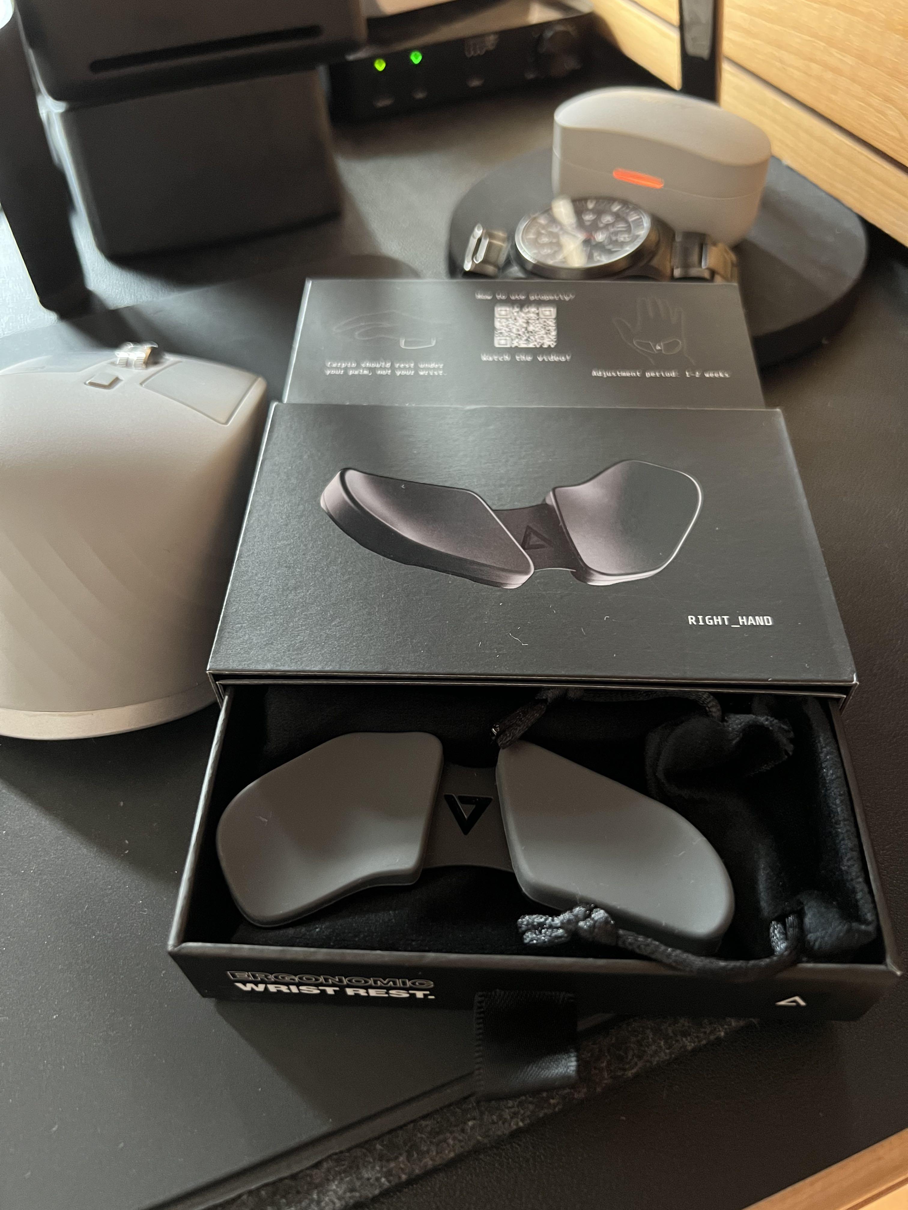 [全新] Deltahub Carpio 2.0 ergonomic wrist rest 滑動腕托, 電腦＆科技, 電腦周邊及配件, 電腦