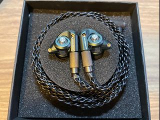 （分類：）位於 。 由 oacar 提交（商品編號 1122547763，圖片 1）。簡介： 。