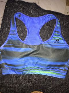 (Category: ) located in . Submitted by ggapparels (Listing ID 1122646479, Image 1). Description: .