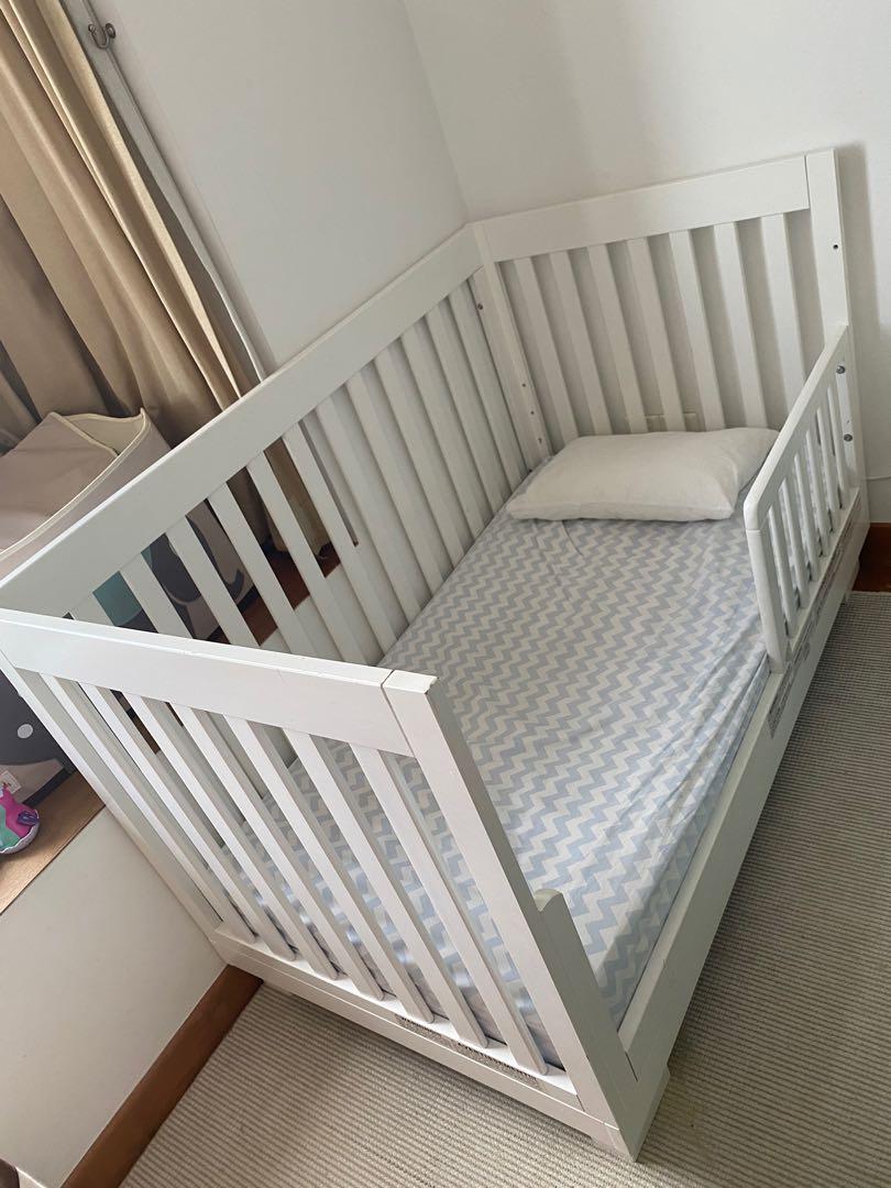 Babyletto crib/toddler bed, Babies & Kids, Baby Nursery & Kids