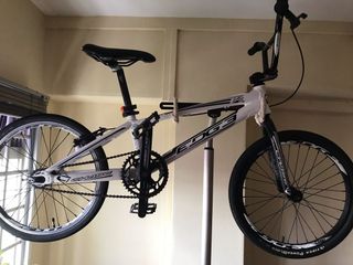 (Category: ) located in . Submitted by grey_goose (Listing ID 1122617667, Image 1). Description: .