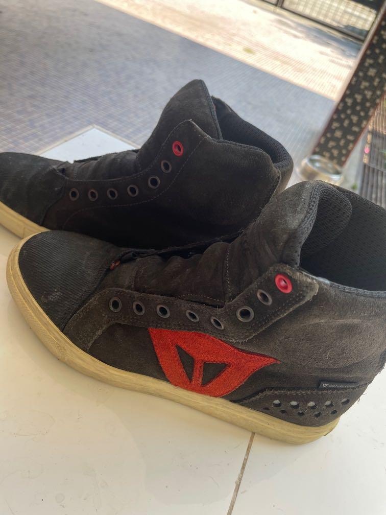 Dainese deals waterproof shoes