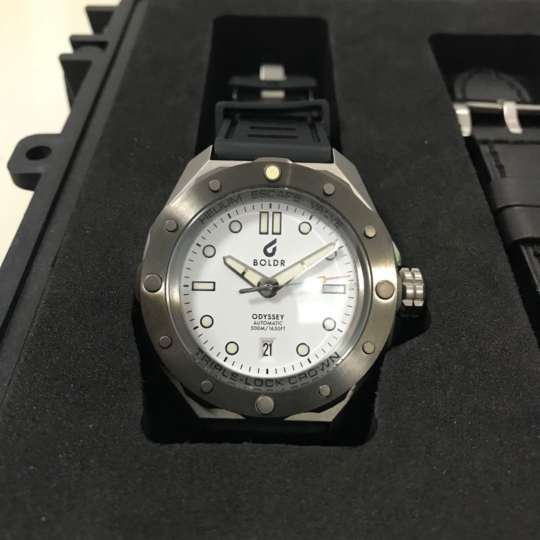 White storm watch sale