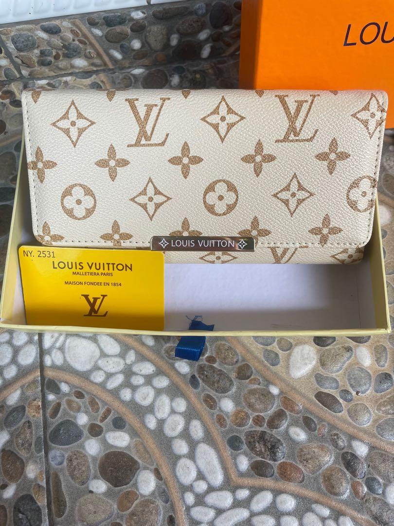 Lv Lymington, Fesyen Wanita, Tas & Dompet di Carousell