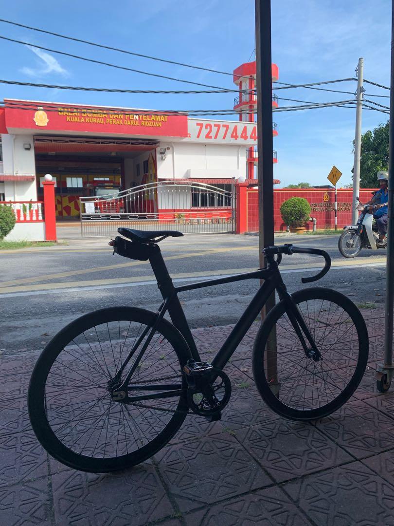 Frame fixed gear aero (size 52) alloy, Sports Equipment, Bicycles