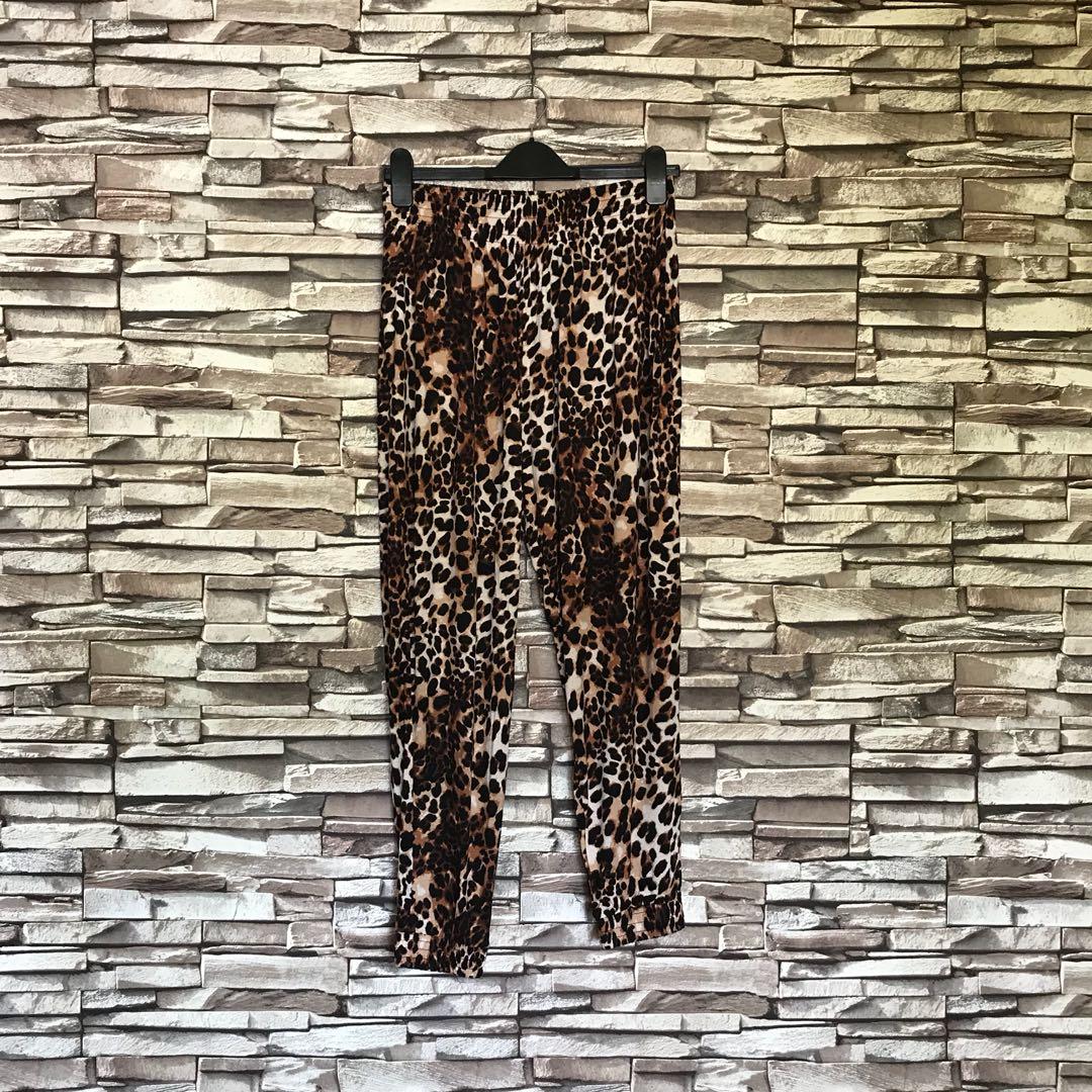 H&m top cheetah pants