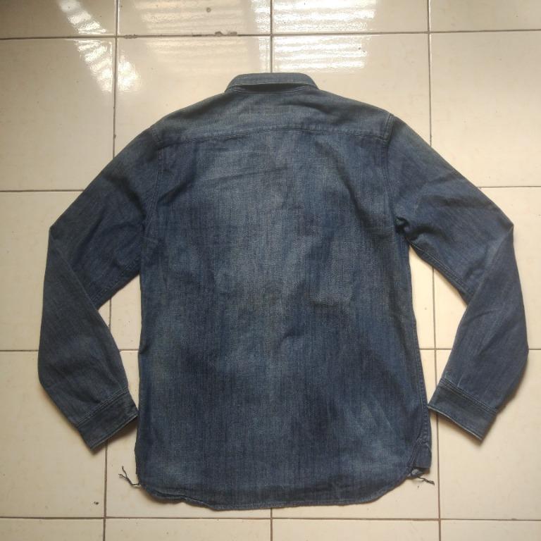 Initial Longsleeve L (Category: Formal Shirts) located in Pasay City. Submitted by denimdude.ph (Listing ID 1122626356, Image 2). Description: .