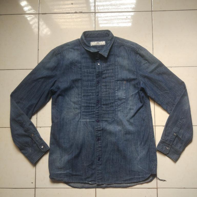 Initial Longsleeve L (Category: Formal Shirts) located in Pasay City. Submitted by denimdude.ph (Listing ID 1122626356, Image 1). Description: .