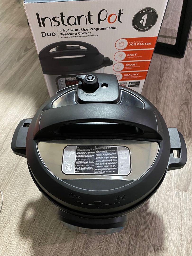 Instant Pot DUO 5.7l 7 in 1 multi use pressure cooker 5.7, TV & Home