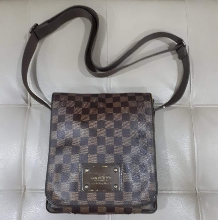 At Auction: Louis Vuitton Damier Ebene Brooklyn PM Messenger Bag