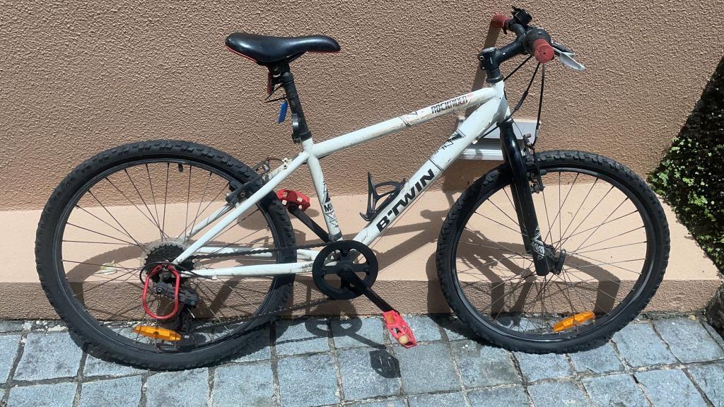 Btwin rockrider 300 best sale