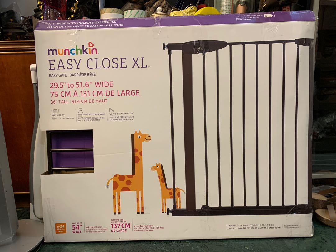 Munchkin extending xl tall and wide hardware baby gate on sale