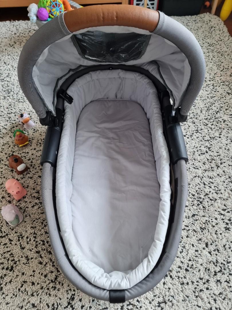 Mutsy evo bassinet shop