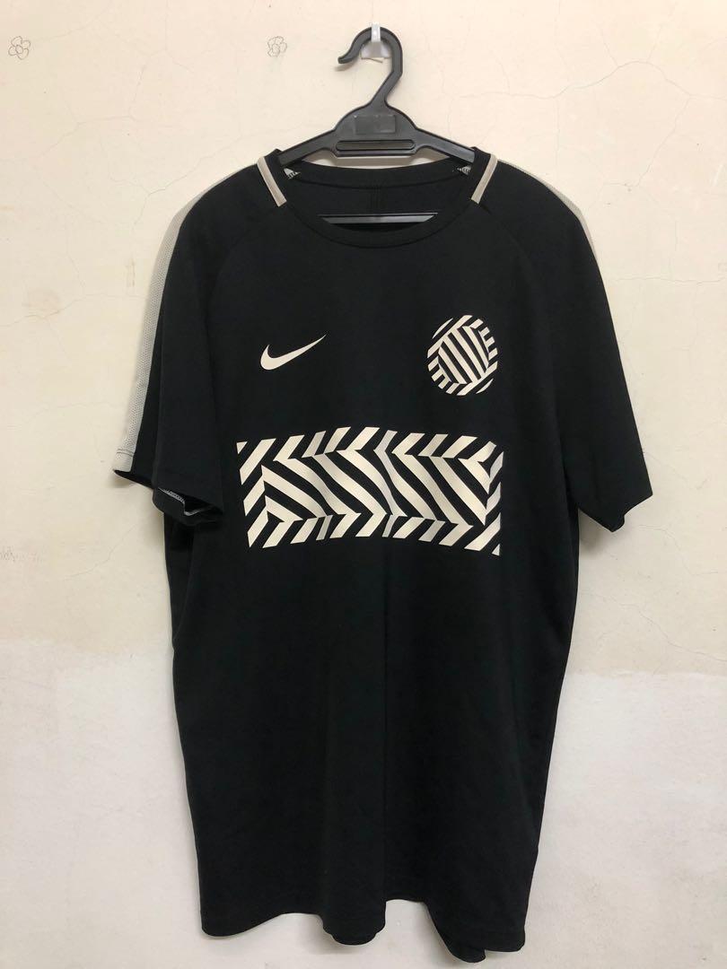 mens nike shirts academy