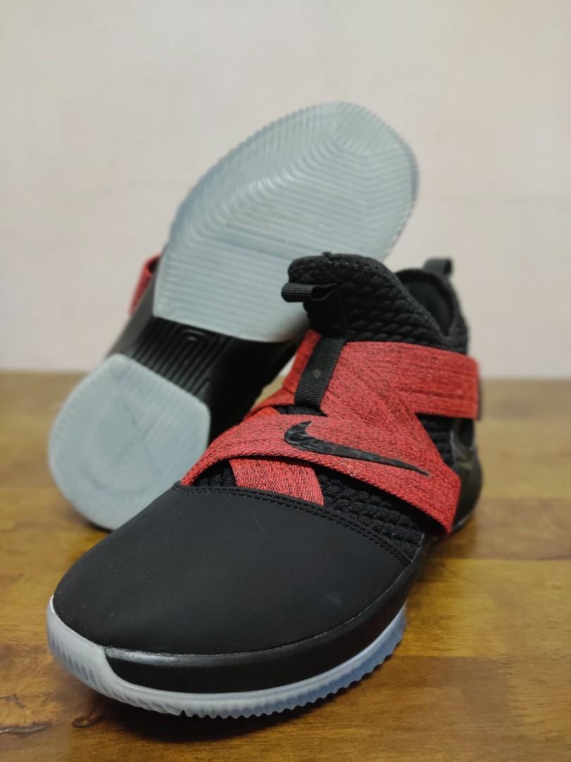 NIKE LEBRON 12