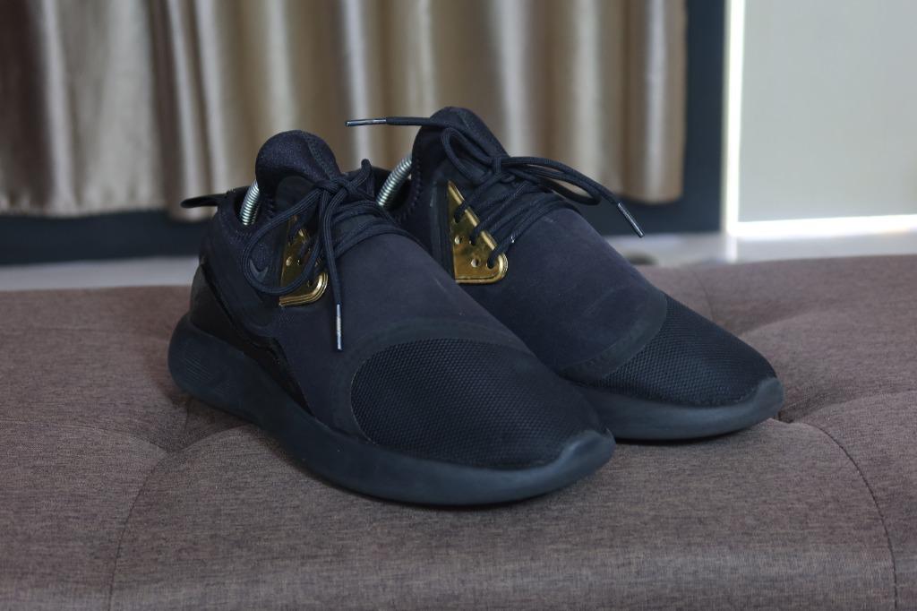 Nike lunarcharge hotsell essential black gold
