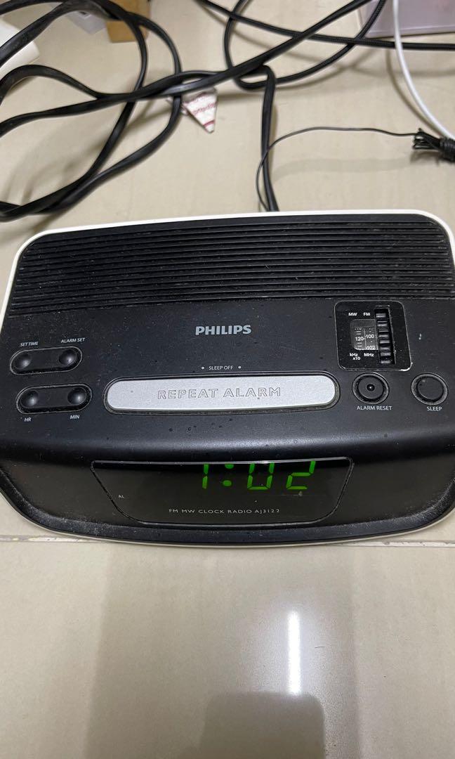 PHILIPS FM MW CLOCK RADIO AJ3122, Audio, Portable Music Players on
