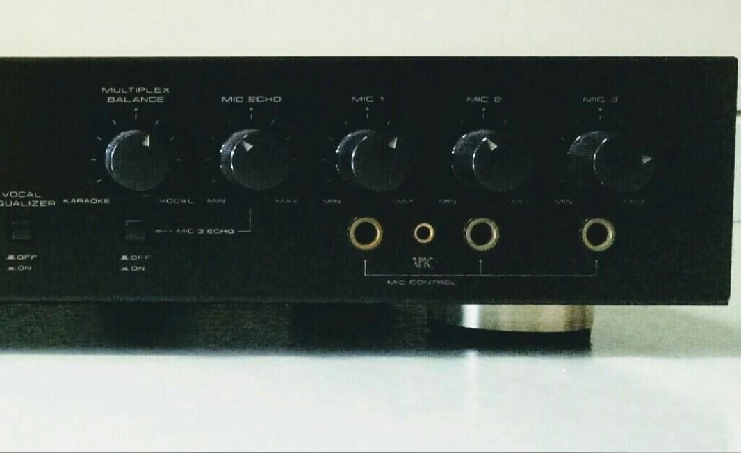 Pioneer MA9 Karaoke Mixer with Digital Echo & Key controller, Audio