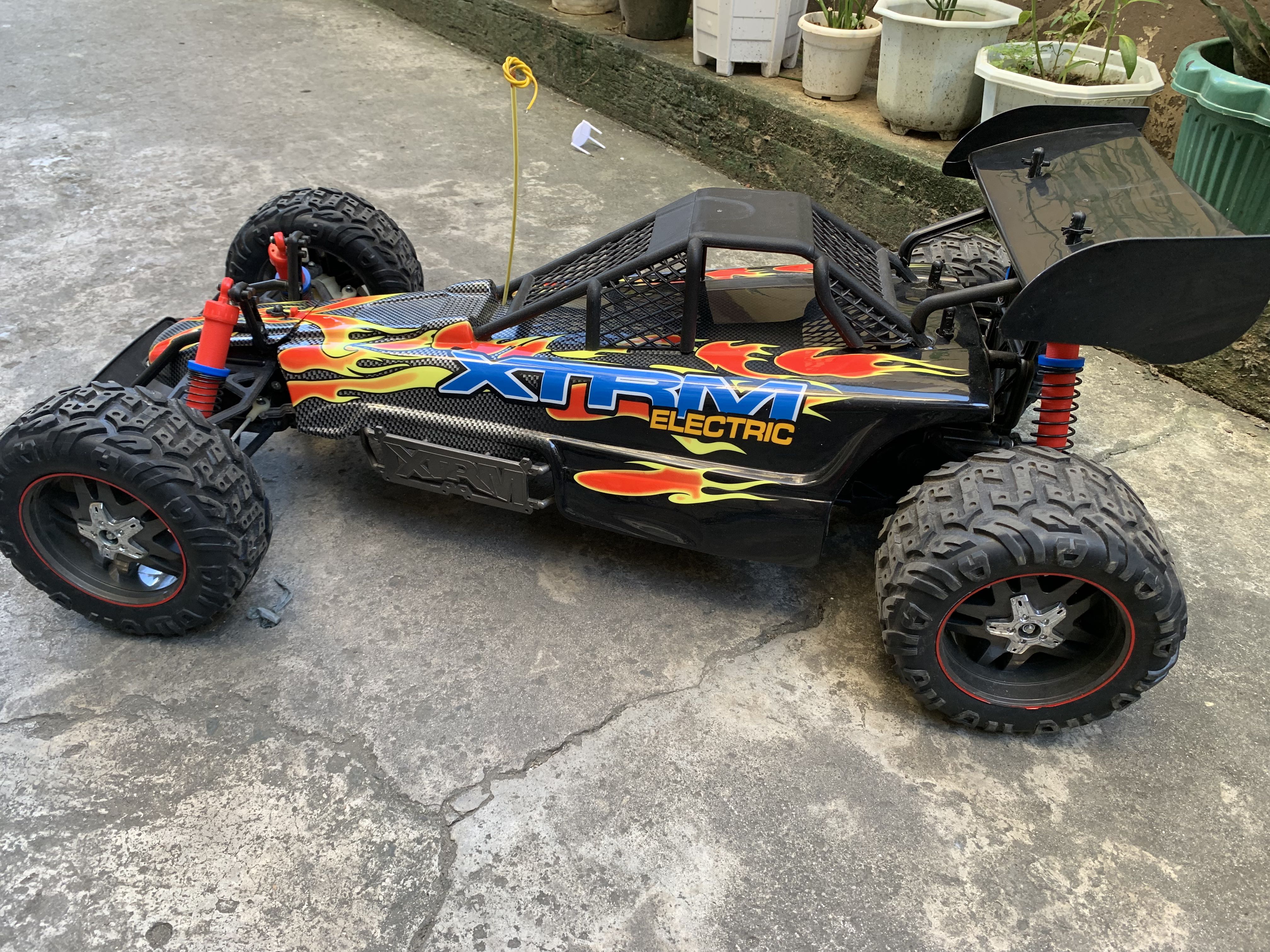 Xtrm electric rc shop car