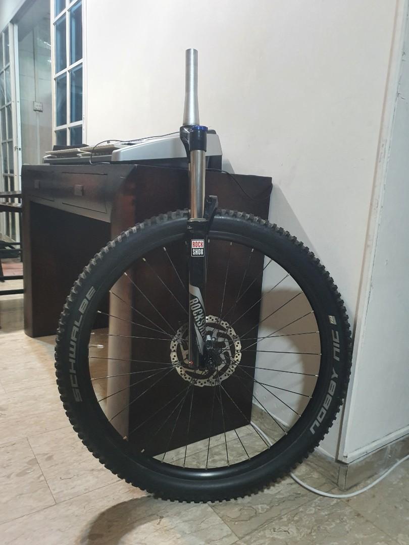 Rockshox sektor 140mm and 27.5