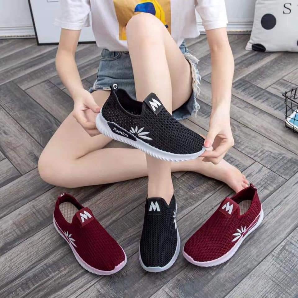 Ladies sales rubber shoes