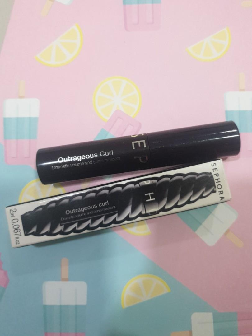 Sephora outrageous curl mascara travel size 2ml, Kesehatan & Kecantikan, Rias Wajah di Carousell