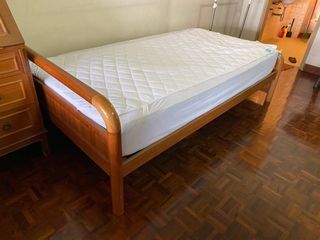 (Category: ) located in . Submitted by yhsiew01 (Listing ID 1122608562, Image 1). Description: .