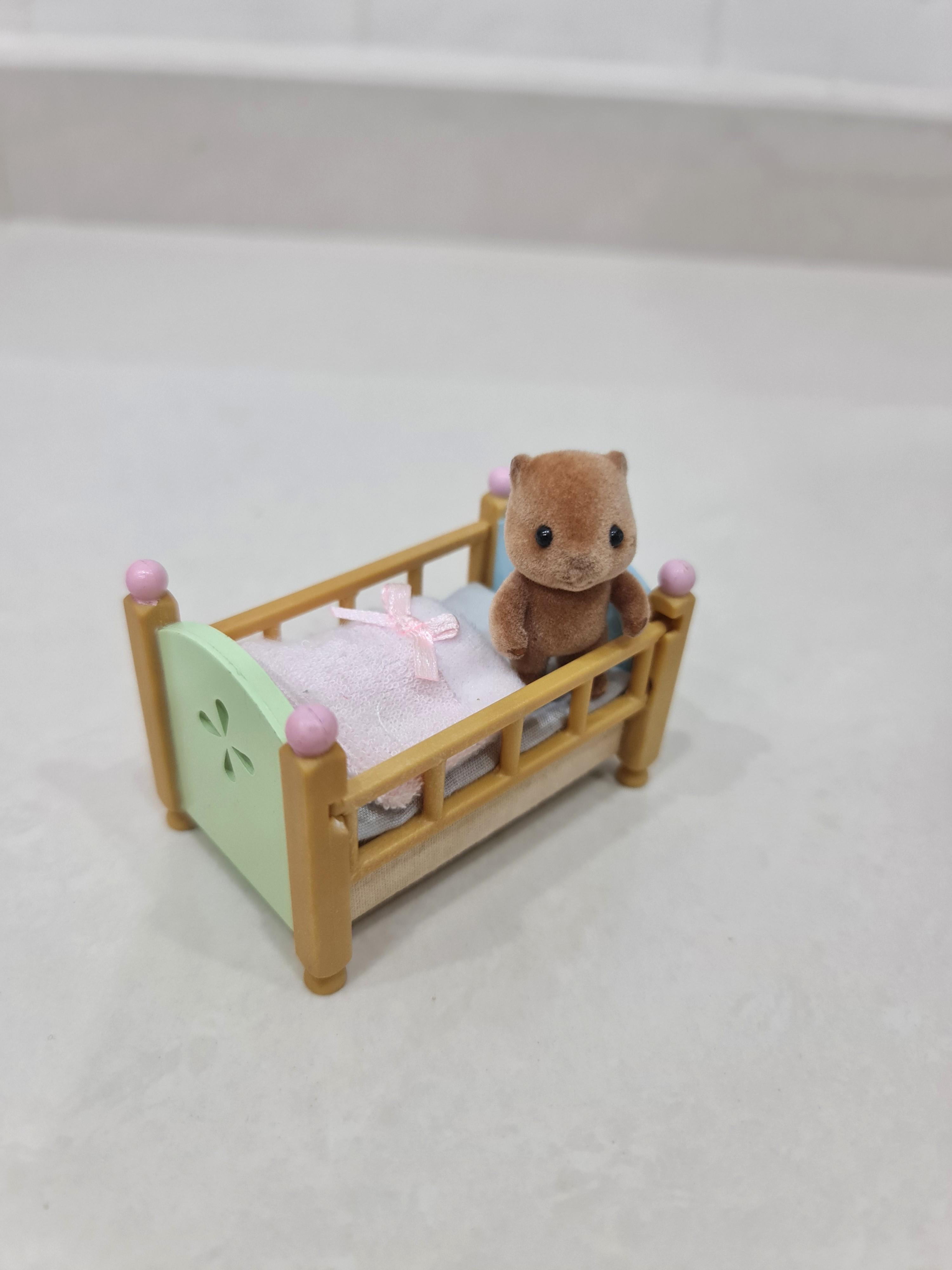Sylvanian families cot sales