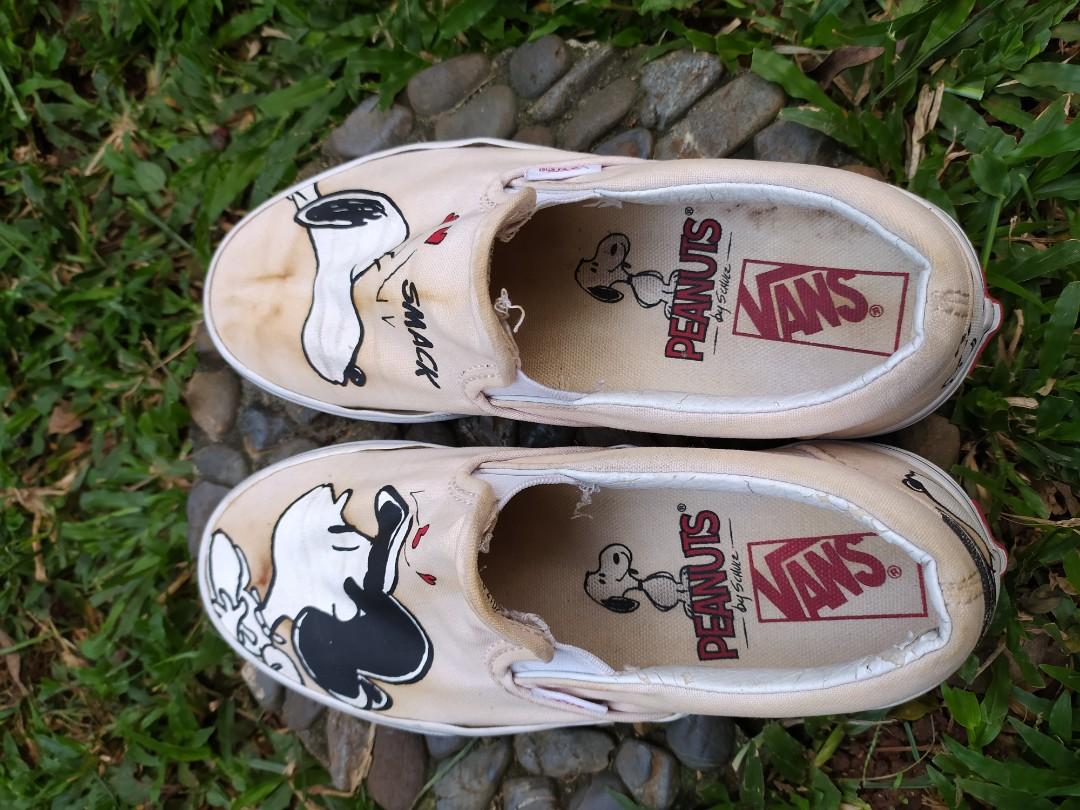 slip on vans snoopy