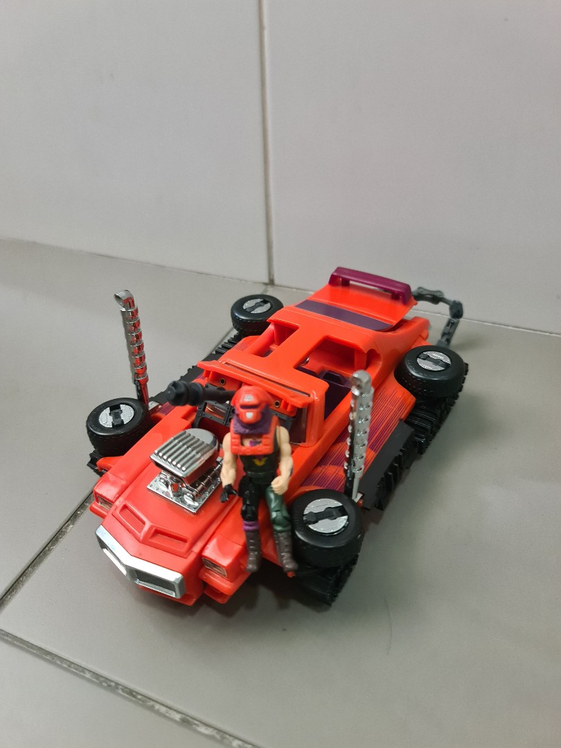 M.A.S.K. Stinger With Bruno Sheppard