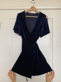 Women’s Blue Velvet Toe Dress Size M 10/10 Condition