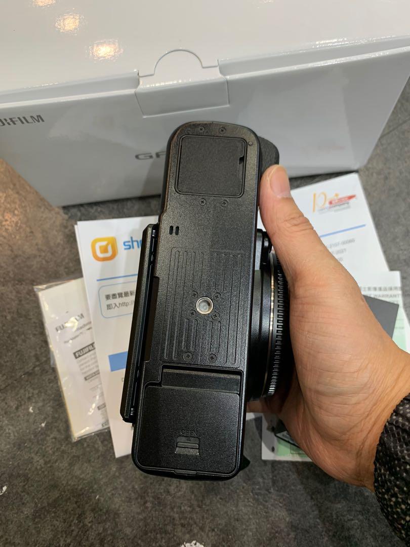 行保用99% Fujifilm GFX50R Gfx 50r, 攝影器材, 相機- Carousell