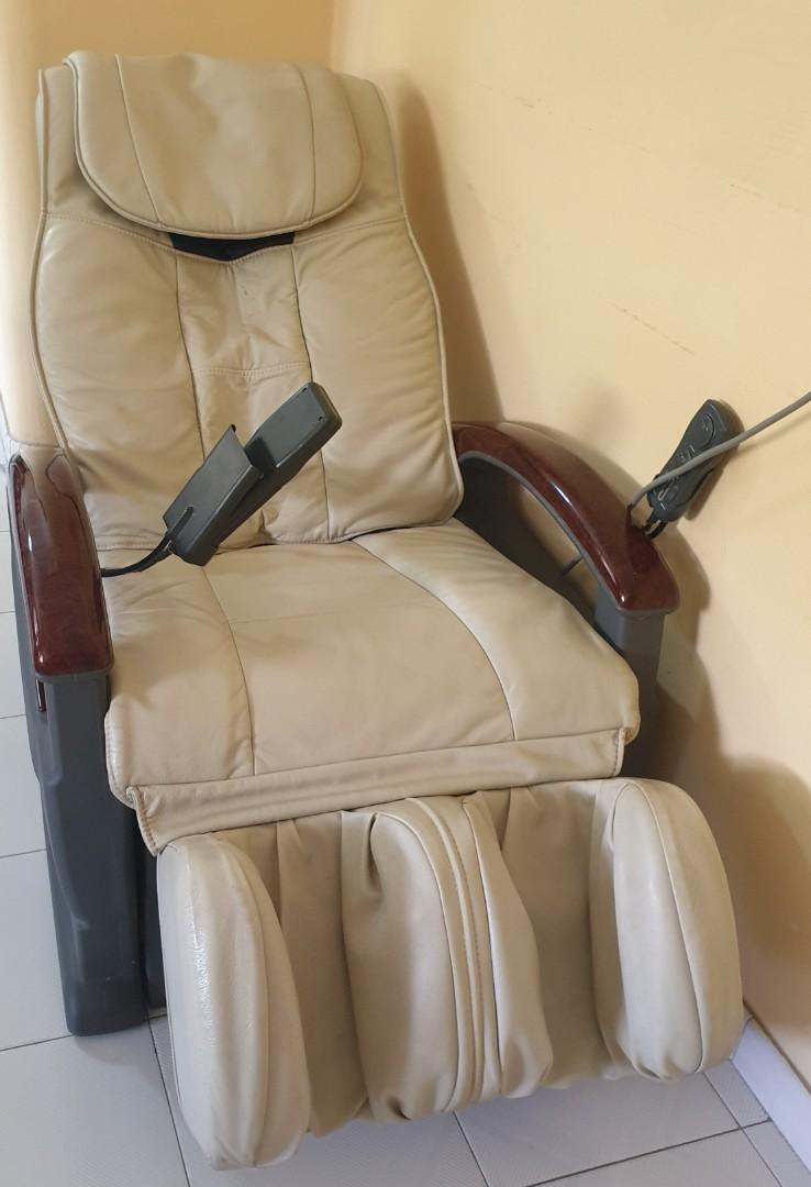 Health plus massage chair clearance