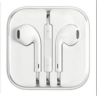 (Category: ) located in . Submitted by dollars_save_shopping (Listing ID 1122829701, Image 1). Description: .